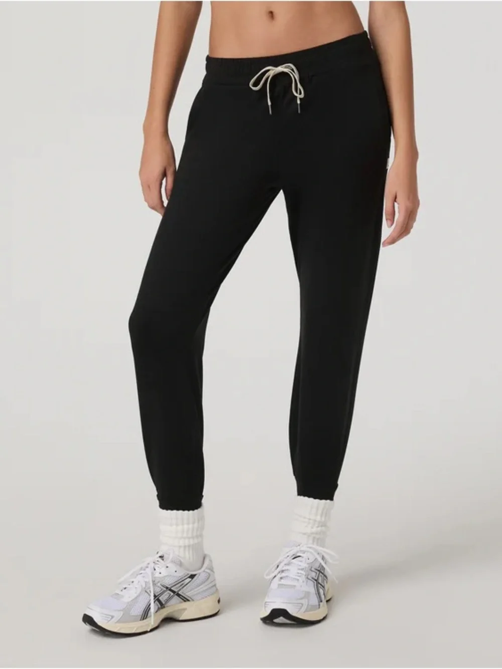 Vuori Performance Joggers Medium Gray Black Dream Knit Lot of 2 VW303 Athleisure - Picture 9 of 11